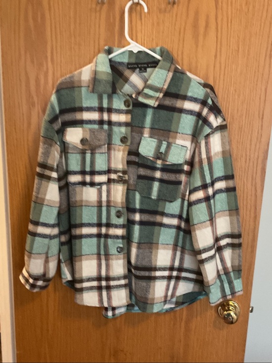 HYFVE Tops - HYFVE turquoise, tan, cream and black plaid flannel